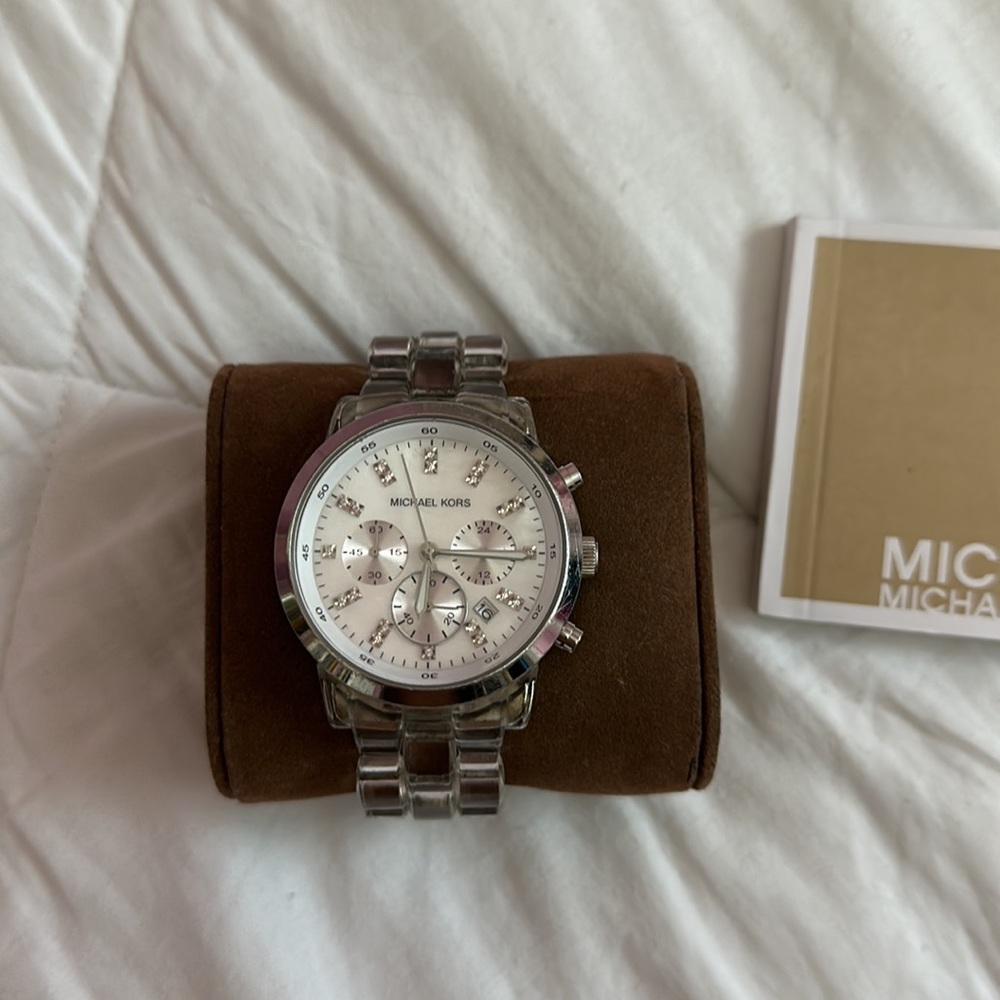 Michael Kors Watch - Picture 3 of 4
